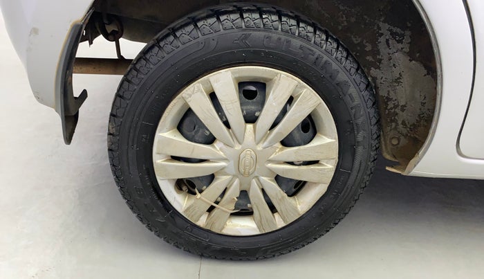 2014 Datsun Go T, Petrol, Manual, 30,322 km, Right Rear Wheel