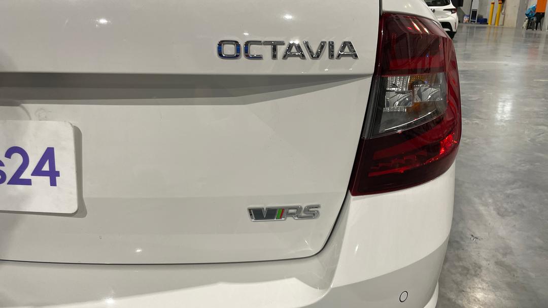 2018 SKODA Octavia Rs 245 180 Tsi, Automatic, 80434 km, Badge (Boot Right Side)
