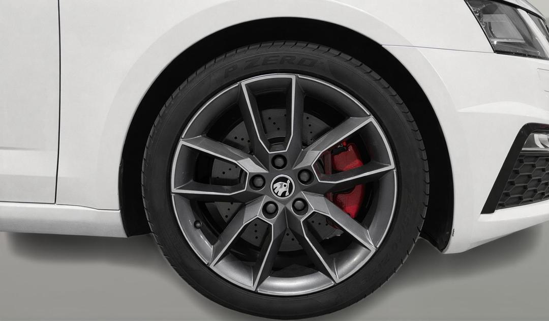 2018 SKODA Octavia Rs 245 180 Tsi, Automatic, 80434 km, Right Front Wheel