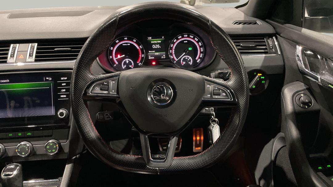 2018 SKODA Octavia Rs 245 180 Tsi, Automatic, 80434 km, Steering Wheel Close-up