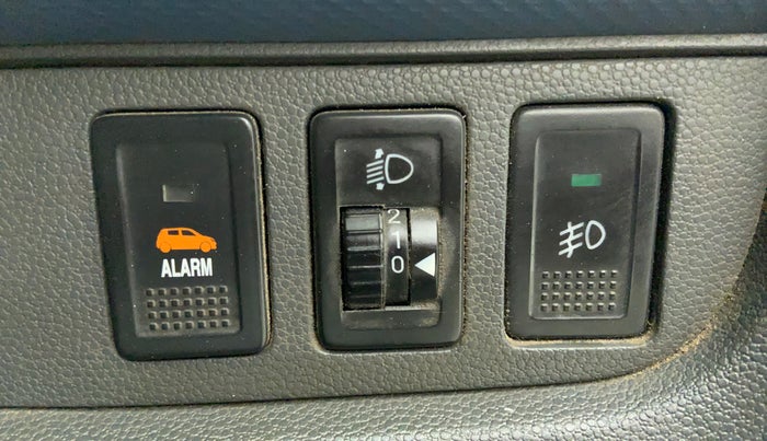 2012 Maruti Ritz ZXI, Petrol, Manual, 46,825 km, Dashboard - Headlight height adjustment not working