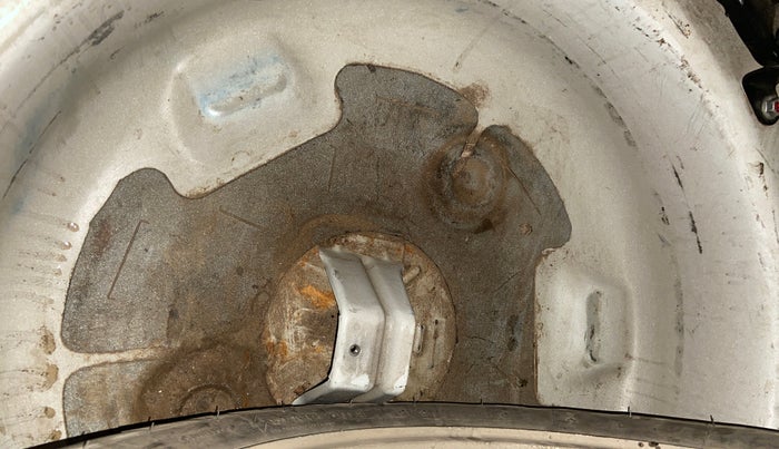 2012 Maruti Ritz ZXI, Petrol, Manual, 46,825 km, Dicky (Boot door) - Slightly rusted