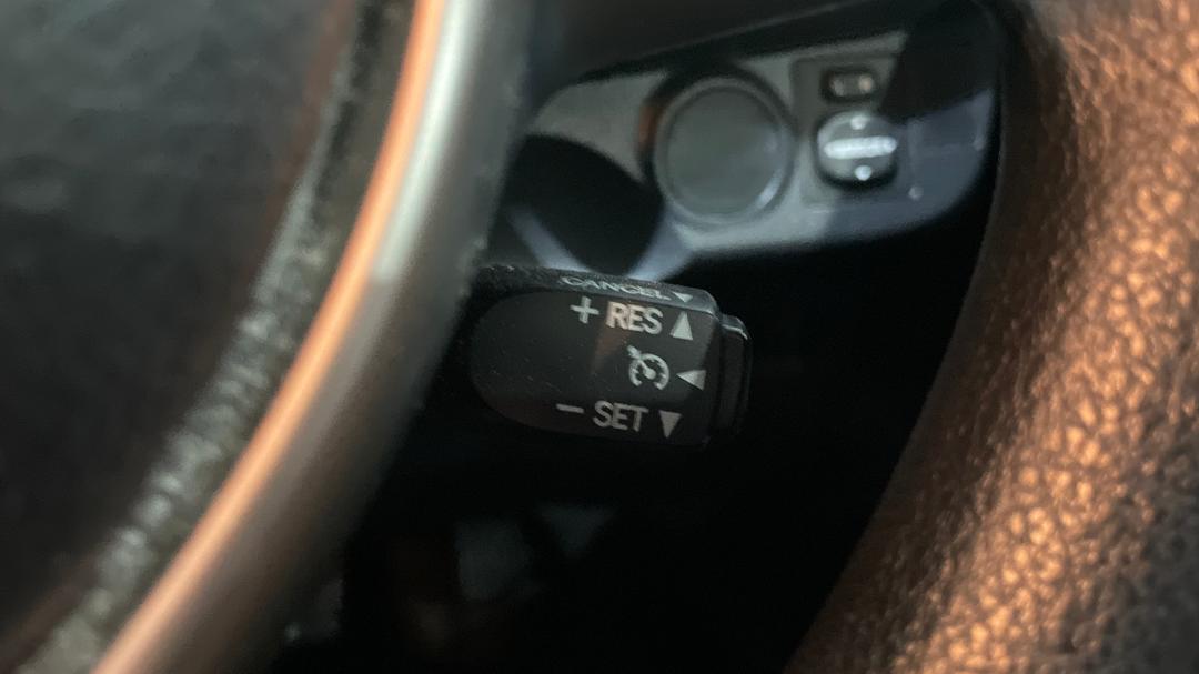2016 Toyota Yaris Ascent, Manual, 72542 km, Cruise Control
