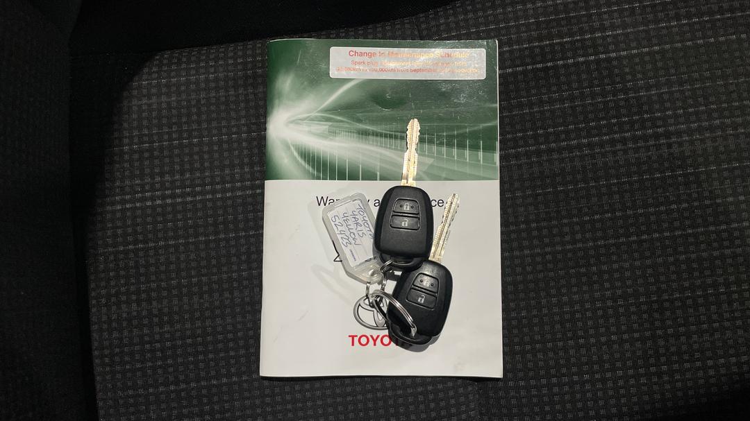 2016 Toyota Yaris Ascent, Manual, 72542 km, Key Close-up