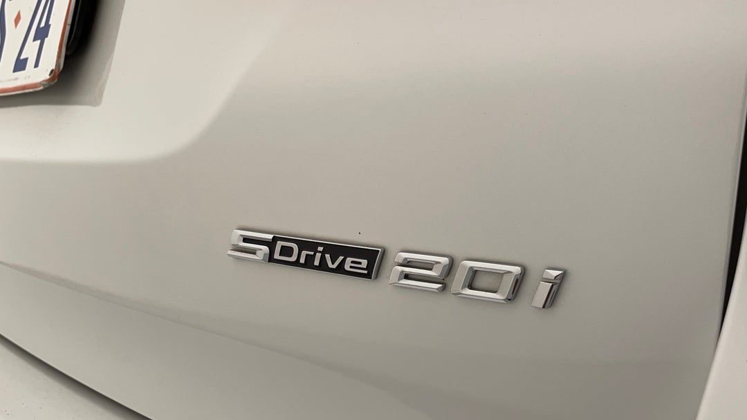 Badge (Boot Right Side)