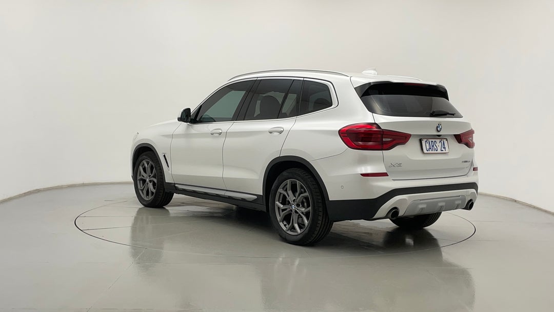 Left Back Diagonal (45- Degree) View