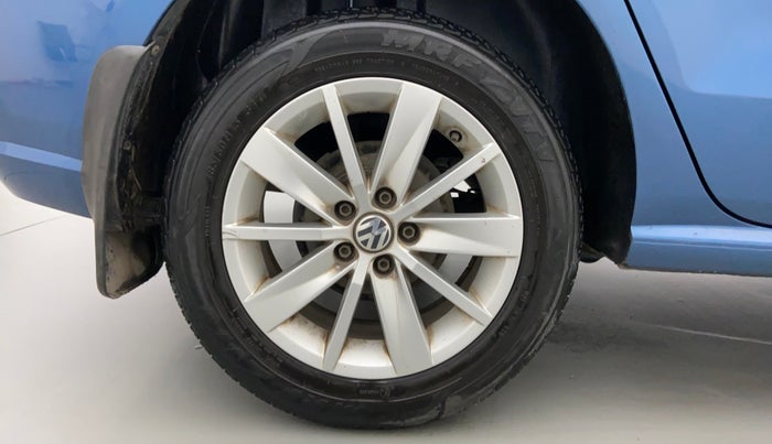 2016 Volkswagen Ameo HIGHLINE 1.2, Petrol, Manual, 45,793 km, Right Rear Wheel