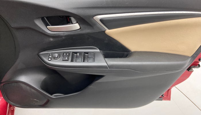 2019 Honda Jazz 1.2L I-VTEC V CVT, Petrol, Automatic, 43,000 km, Driver Side Door Panels Control