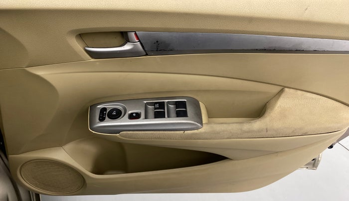 2010 Honda City V MT PETROL, Petrol, Manual, 92,262 km, Driver Side Door Panels Control