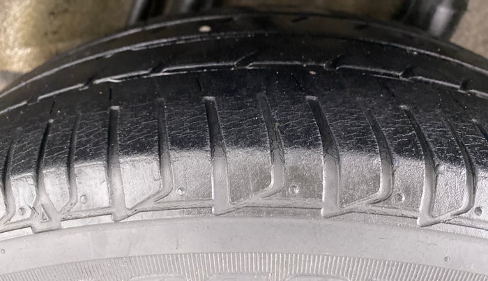 2010 Honda City V MT PETROL, Petrol, Manual, 92,262 km, Left Rear Tyre Tread