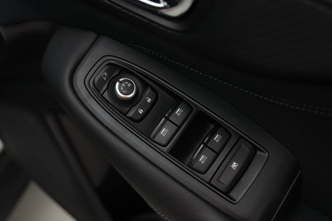 2022 Subaru Outback AWD, Automatic, 63821 km, Drivers Side Door Panel Controls