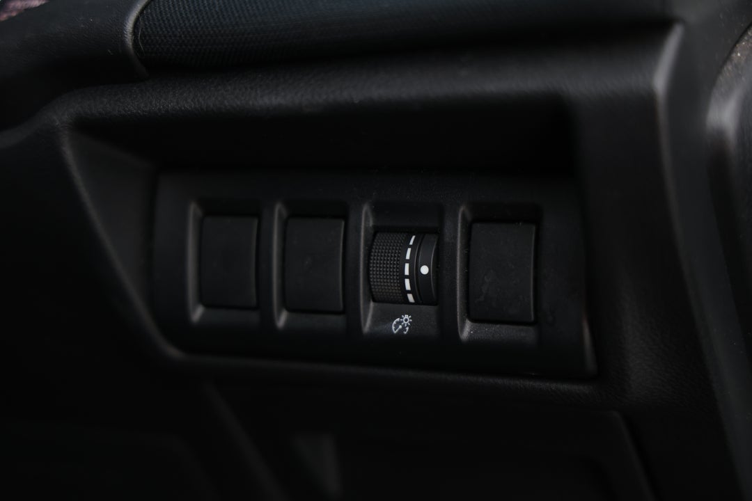 2022 Subaru Outback AWD, Automatic, 63821 km, Utility Switches/Buttons