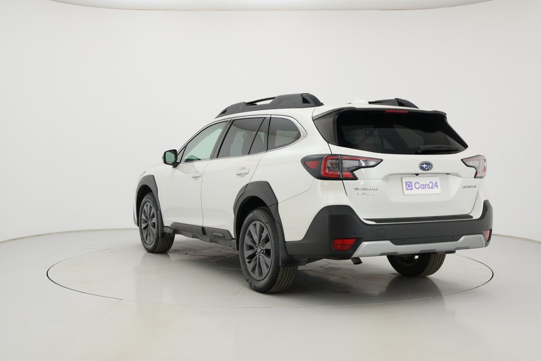 2022 Subaru Outback AWD, Automatic, 63821 km, Left Back Diagonal (45- Degree) View