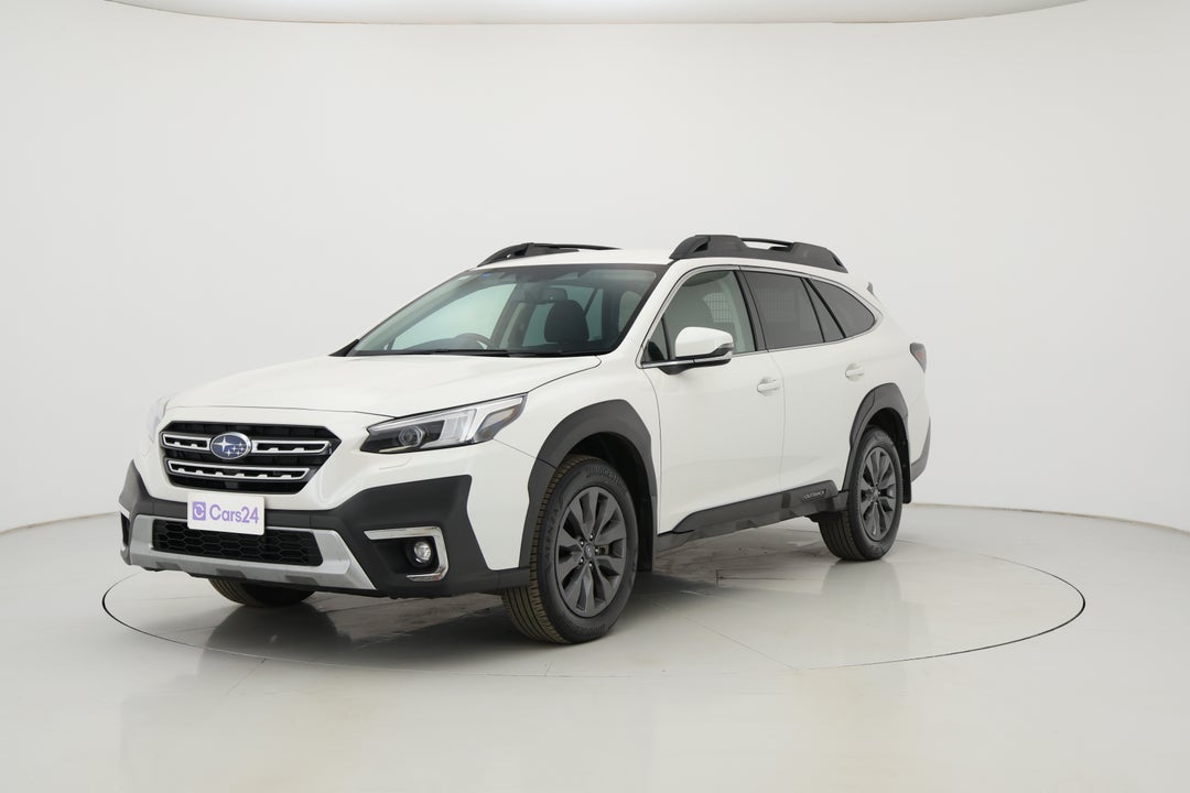 2022 Subaru Outback AWD, Automatic, 63821 km, Left Front Diagonal (45- Degree) View