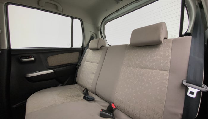 2014 Maruti Wagon R 1.0 VXI, Petrol, Manual, 21,501 km, Right Side Rear Door Cabin