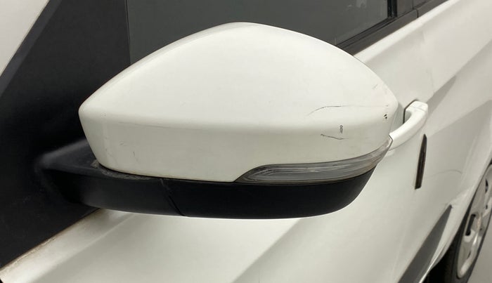 2016 Tata Tiago XZ 1.2 REVOTRON, Petrol, Manual, 52,861 km, Left rear-view mirror - Minor scratches
