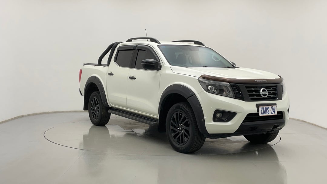 2019 Nissan Navara N-trek Special Edition (4x4), Automatic, 89843 km, Right Front Diagonal (45- Degree) View