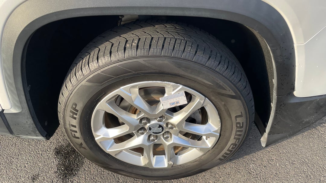 Wheels Rim Front RHS Scratch