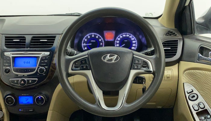 2011 Hyundai Verna FLUIDIC 1.6 VTVT SX, Petrol, Manual, 76,979 km, Steering Wheel Close Up