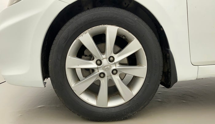 2011 Hyundai Verna FLUIDIC 1.6 VTVT SX, Petrol, Manual, 76,979 km, Left Front Wheel
