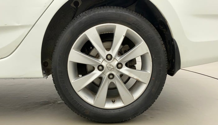 2011 Hyundai Verna FLUIDIC 1.6 VTVT SX, Petrol, Manual, 76,979 km, Left Rear Wheel