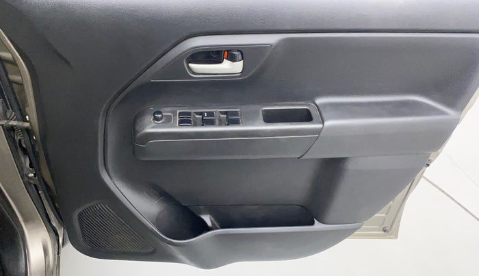 2019 Maruti New Wagon-R VXI 1.2, Petrol, Manual, 67,625 km, Driver Side Door Panels Control