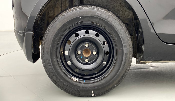 2013 Maruti Swift VDI, Diesel, Manual, 54,679 km, Right Rear Wheel