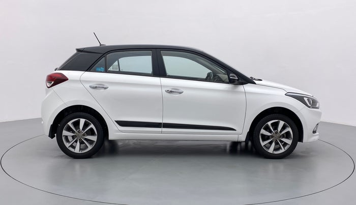2017 Hyundai Elite i20 ASTA 1.2 (O), Petrol, Manual, 32,728 km, Right Side View