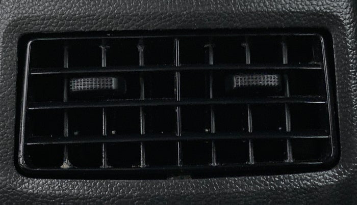2017 Hyundai Elite i20 ASTA 1.2 (O), Petrol, Manual, 32,728 km, Rear AC Vents