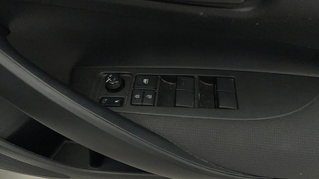 Drivers Side Door Panel Controls