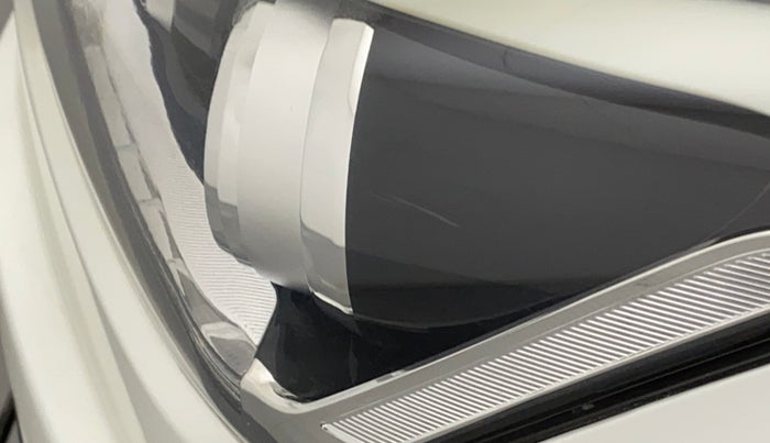 2016 Hyundai Creta SX 1.6 DIESEL, Diesel, Manual, 73,412 km, Left headlight - Minor scratches