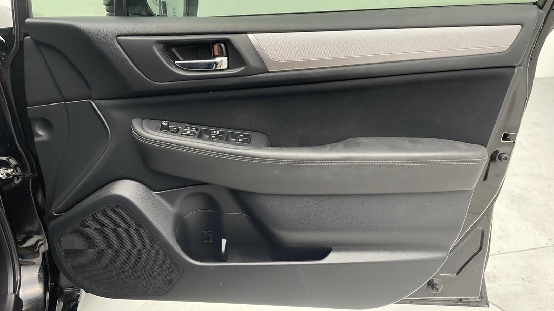 2017 Subaru Liberty 2.5i, Automatic, 74411 km, Speaker View