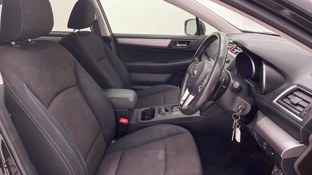 2017 Subaru Liberty 2.5i, Automatic, 74411 km, Right Side Front Door Cabin View