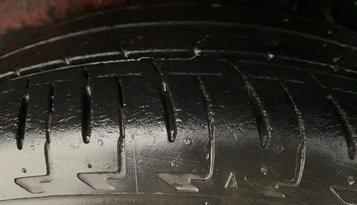2017 Maruti IGNIS DELTA 1.2, Petrol, Manual, 37,684 km, Left Rear Tyre Tread