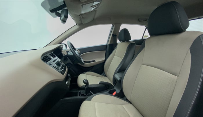 2015 Hyundai Elite i20 SPORTZ 1.2, Petrol, Manual, 30,555 km, Right Side Front Door Cabin View