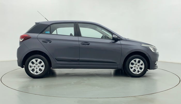 2015 Hyundai Elite i20 SPORTZ 1.2, Petrol, Manual, 30,555 km, Right Side View