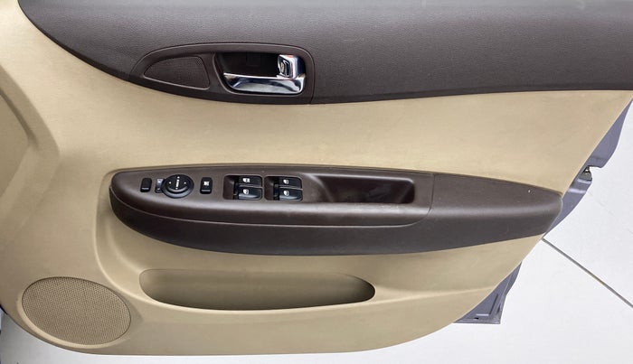2011 Hyundai i20 ASTA 1.2, Petrol, Manual, 55,543 km, Driver Side Door Panels Control