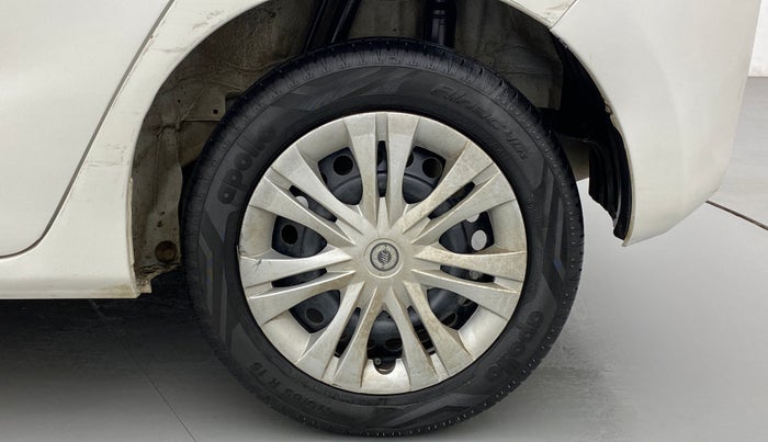 2015 Honda Jazz 1.2L I-VTEC S AT, Petrol, Automatic, 1,12,010 km, Left Rear Wheel