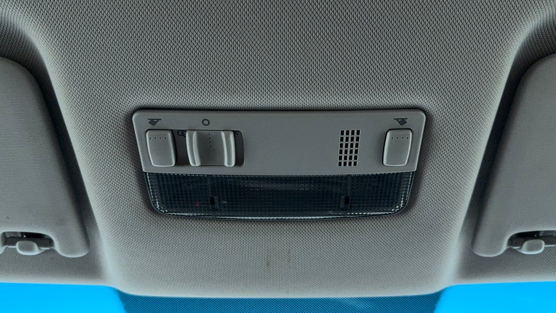 On-Roof Controls/Sunglass holder