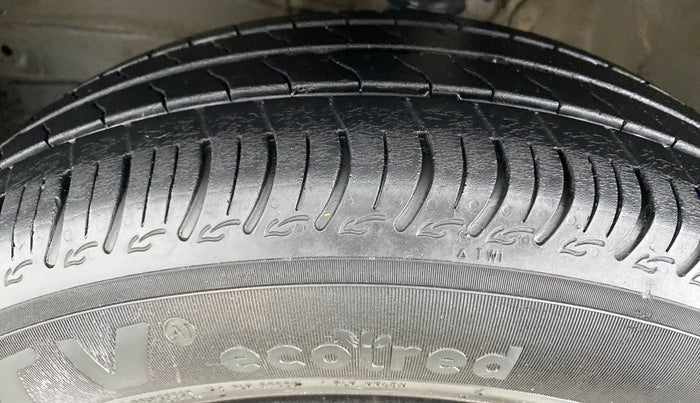 2019 Maruti S PRESSO VXI, Petrol, Manual, 27,221 km, Left Front Tyre Tread