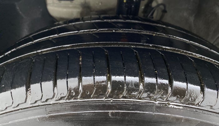 2019 Hyundai Elite i20 SPORTZ PLUS 1.2, Petrol, Manual, 75,000 km, Left Front Tyre Tread