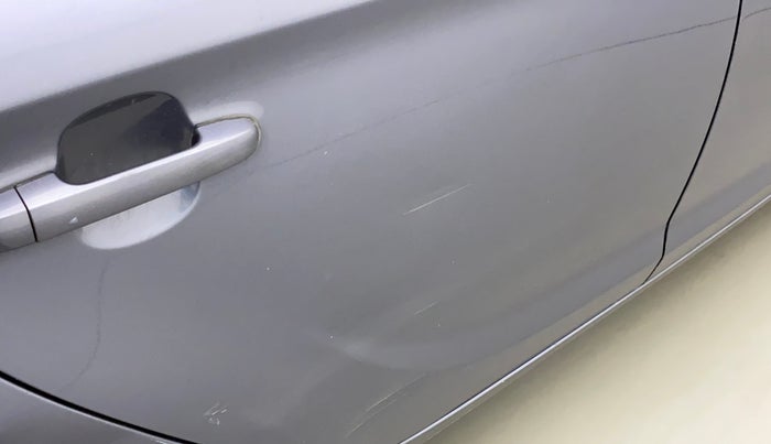 2011 Hyundai i20 ASTA 1.4 AT, Petrol, Automatic, 38,099 km, Right rear door - Minor scratches