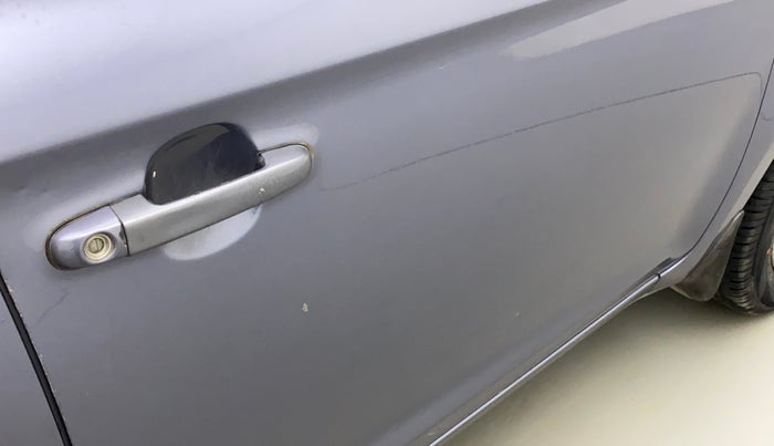 2011 Hyundai i20 ASTA 1.4 AT, Petrol, Automatic, 38,099 km, Driver-side door - Slightly dented