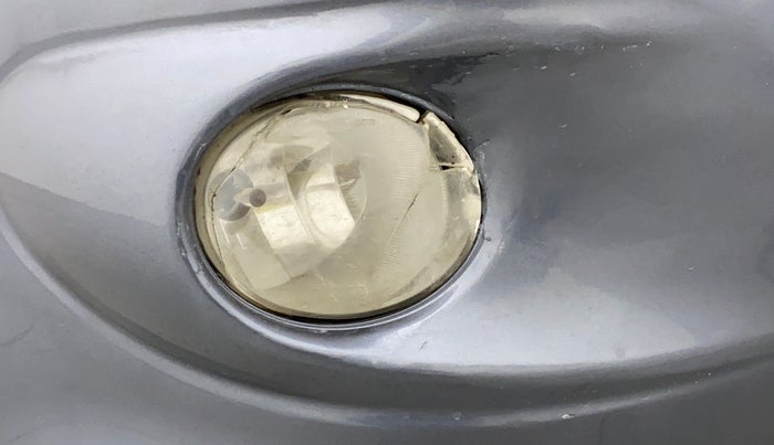 2011 Hyundai i20 ASTA 1.4 AT, Petrol, Automatic, 38,099 km, Right fog light - Minor damage