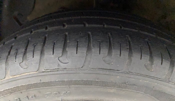 2018 Hyundai Xcent S 1.2, Petrol, Manual, 15,201 km, Left Front Tyre Tread
