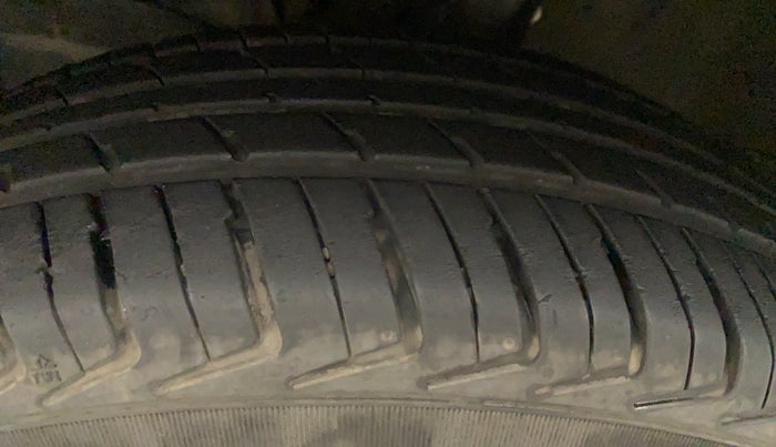 2020 Maruti New Wagon-R LXI CNG 1.0, CNG, Manual, 12,772 km, Right Rear Tyre Tread