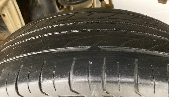 2017 Maruti Alto K10 VXI P, Petrol, Manual, 41,909 km, Left Rear Tyre Tread