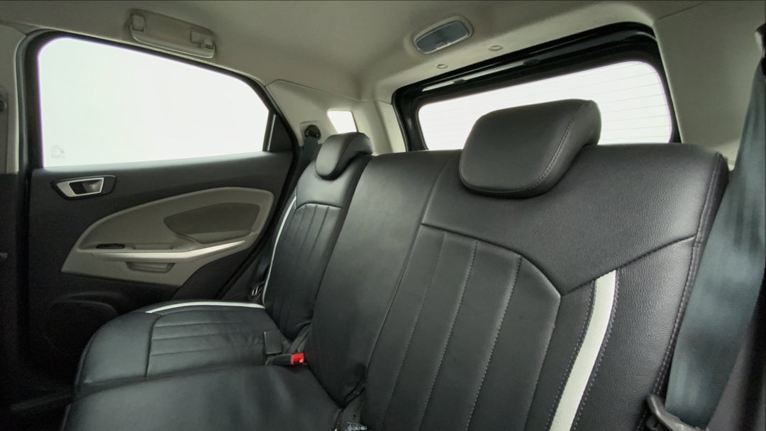 Right Side Rear Door Cabin