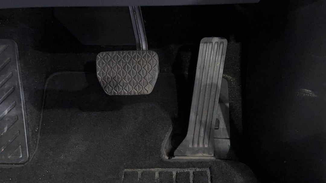Pedals and Footmat