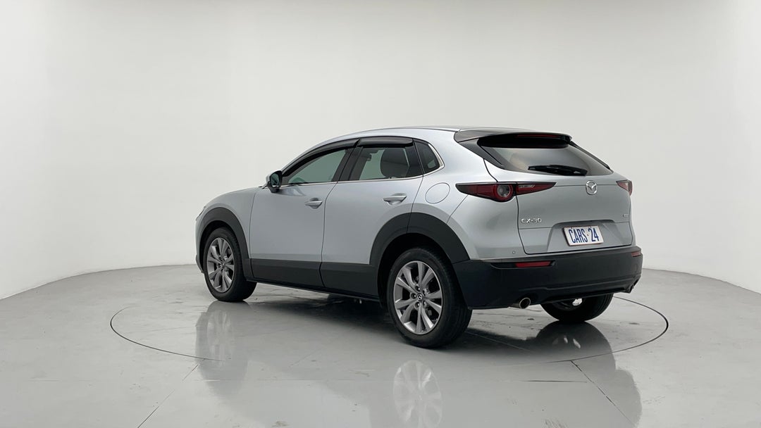 Left Back Diagonal (45- Degree) View